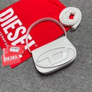 Diesel 1DR Shoulder Bag in Nappa Leather White